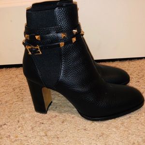 Grainy Calfskin Ankle Boot 